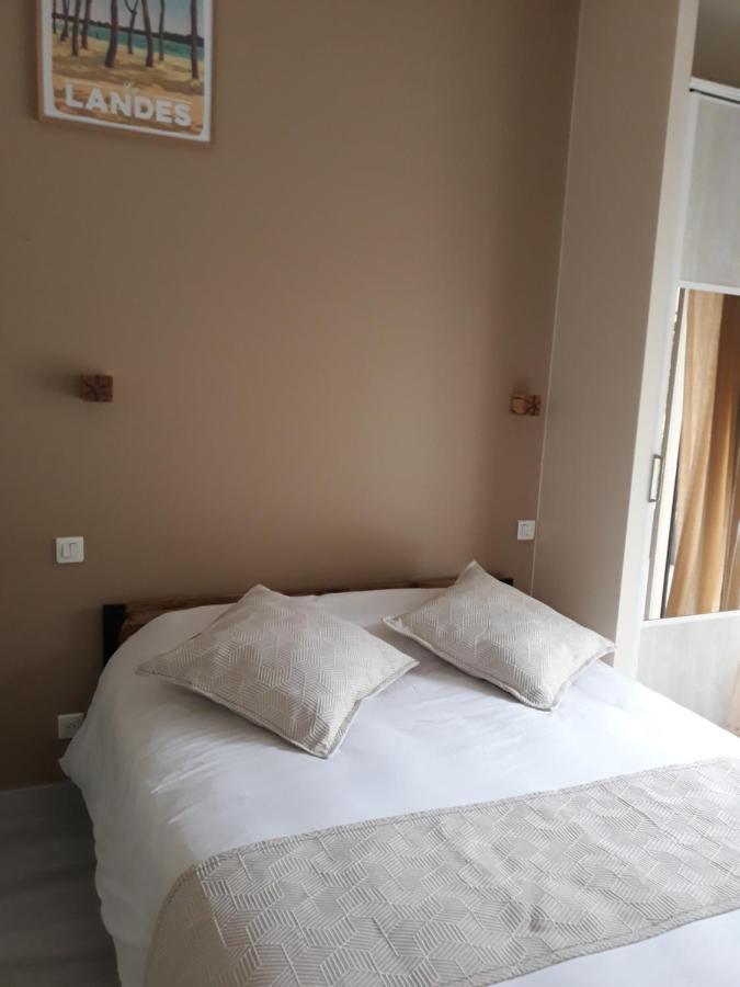 Chambre D'Hotes Du Pin Pey Exteriör bild
